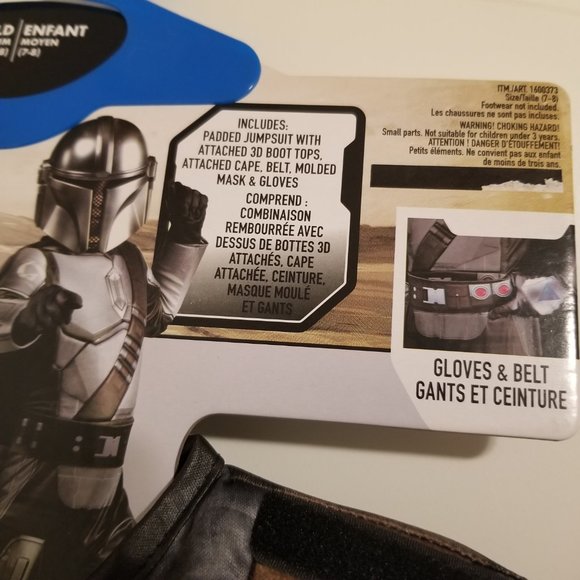 Star Wars Mandalorian Costume with cape, belt, gloves (2 right hands) , and mask - Picture 5 of 11